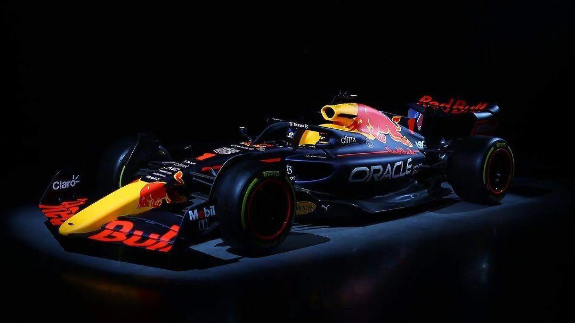 “Checo” ya tiene nuevo auto RB18